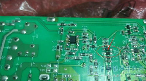 tcl d55a620u液晶電視熱機狀態下無背光的故障維修